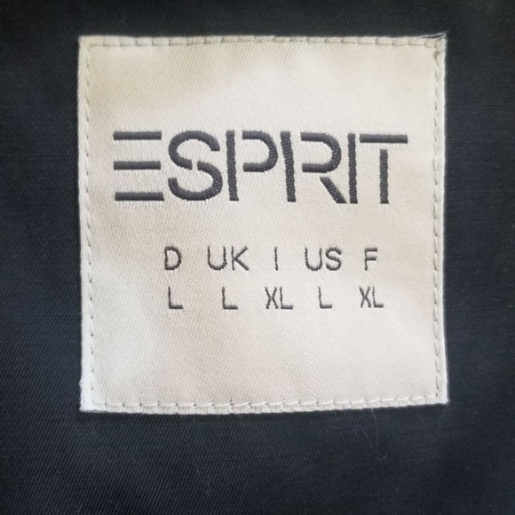 Esprit Trench Coat - Picture 5 of 7